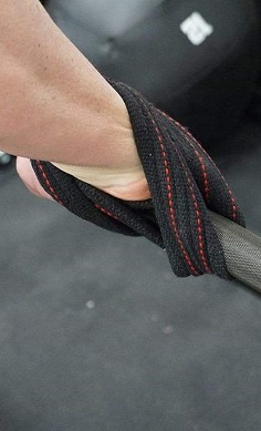 FIGURE 8 LIFTING STRAPS - GREY